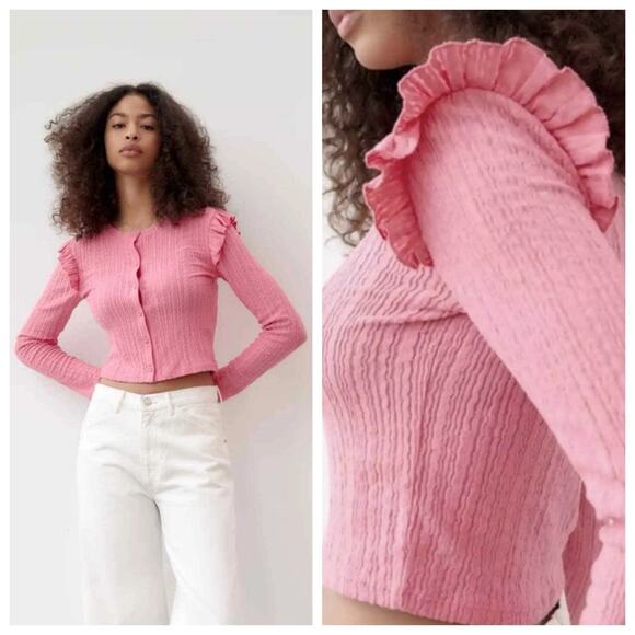 Zara Pink Ribbed Ruffle Shoulder Cardigan Sweater Womens Medium Girlhoodcore - Picture 1 of 8